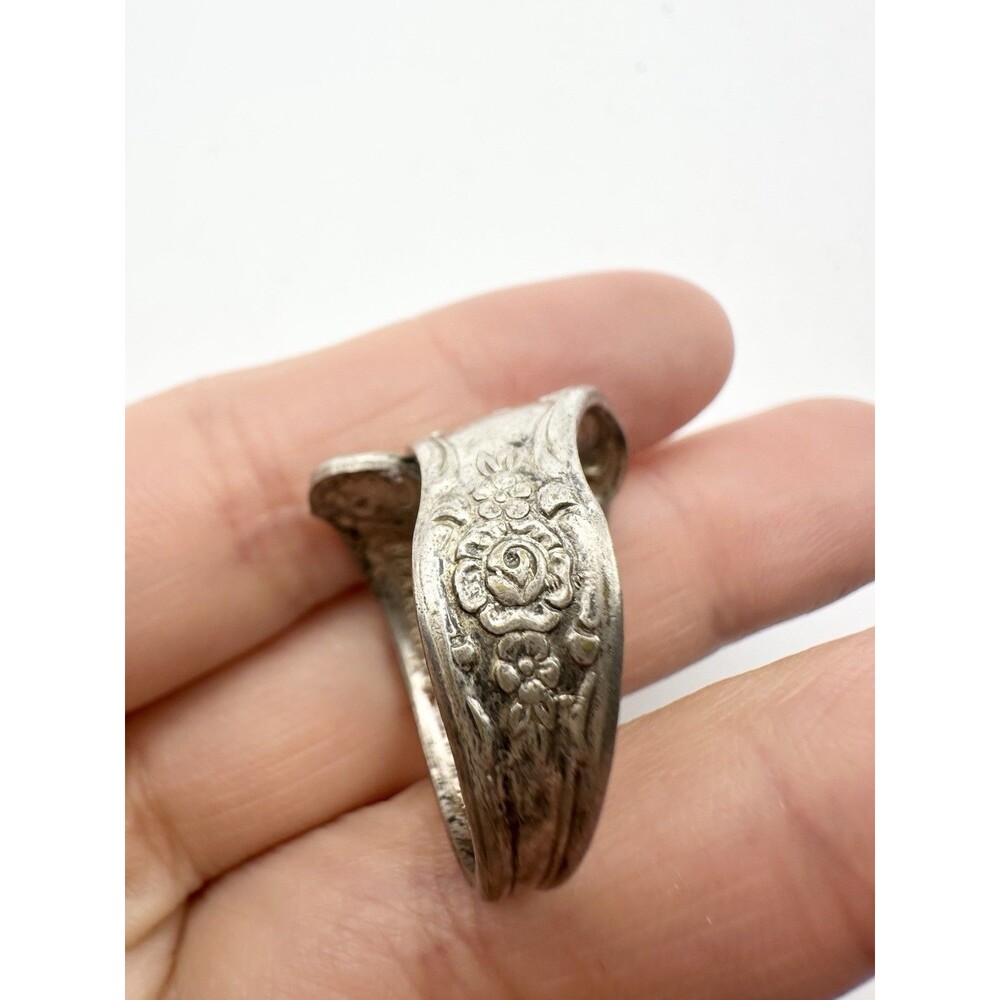 Vintage W. M.A. Rogers Oneida LTD Silver Plated Spoon Ring Size 7 - Picture 3 of 5